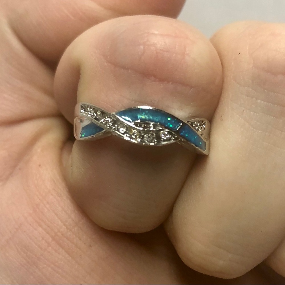 Women’s Blue imitation opal infinity ring